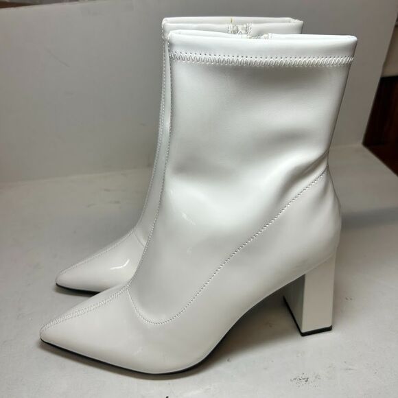 Wild Pair Womens 7.5 M White Patent Iloise Pointed Toe Booties DISPLAY KJ1 - Picture 6 of 7